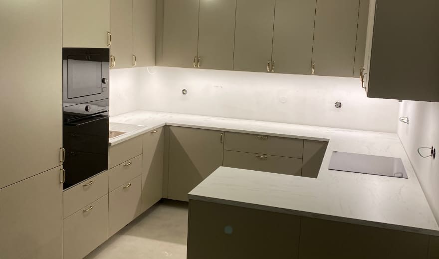 Montáž kuchyně ikea Montáž kuchyně ikea
